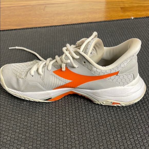 Diadora Athletic Shoes - Gray and Orange Size 8 - Picture 7 of 10